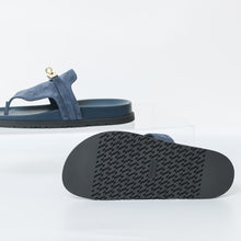Empire Sandal