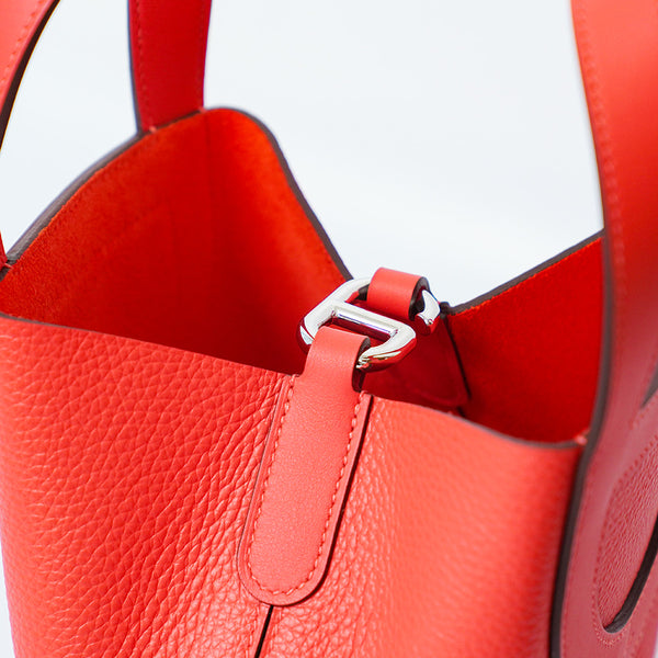 HERMES | In the loop 18 Bag in Clémence Leather