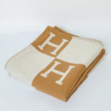 HERMES AVALON THROW BLANKET