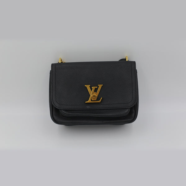 LOUIS VUITTON Lockme Chain Bag |Black