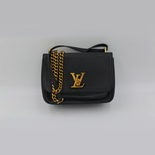 LOUIS VUITTON Lockme Chain Bag |Black